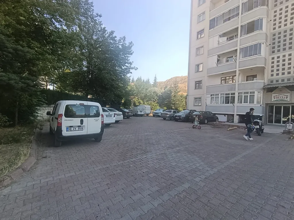 Kocatepede Masrafsız Satılık Daire